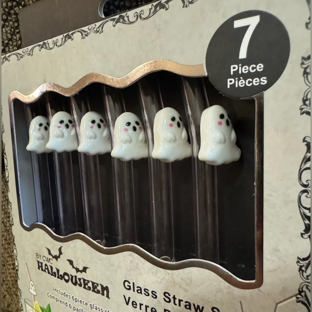 NWT Halloween Cute 6 Piece Glass Straw Ghost Set with Cleaning Brush Spooky Fall